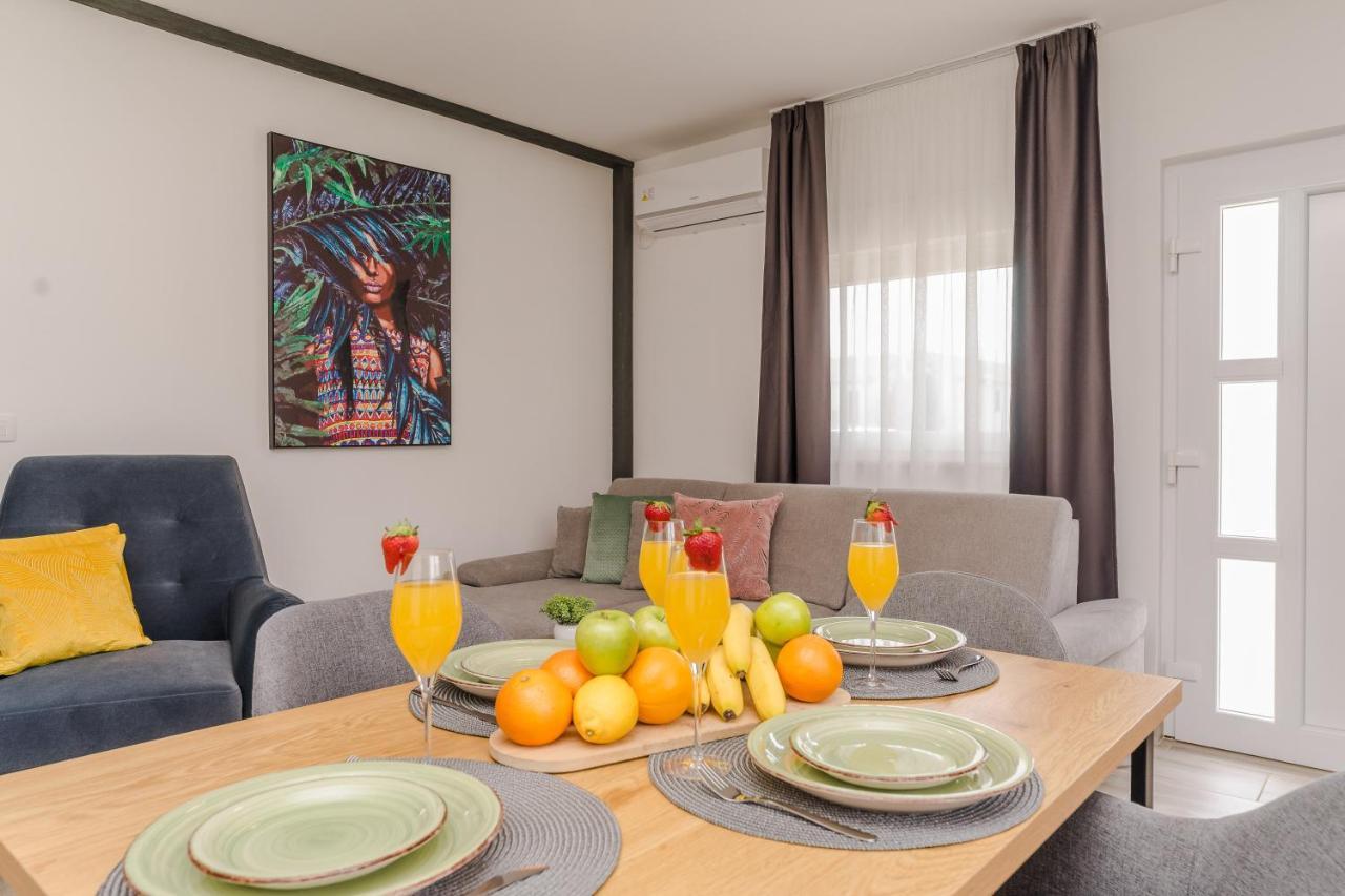 Apartmani Dmarie Privlaka  Zewnętrze zdjęcie